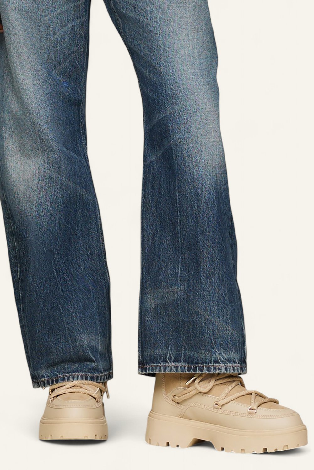 תמונת כל הלוק של מגפוני שלג שרלינג TOMMY HILFIGER
